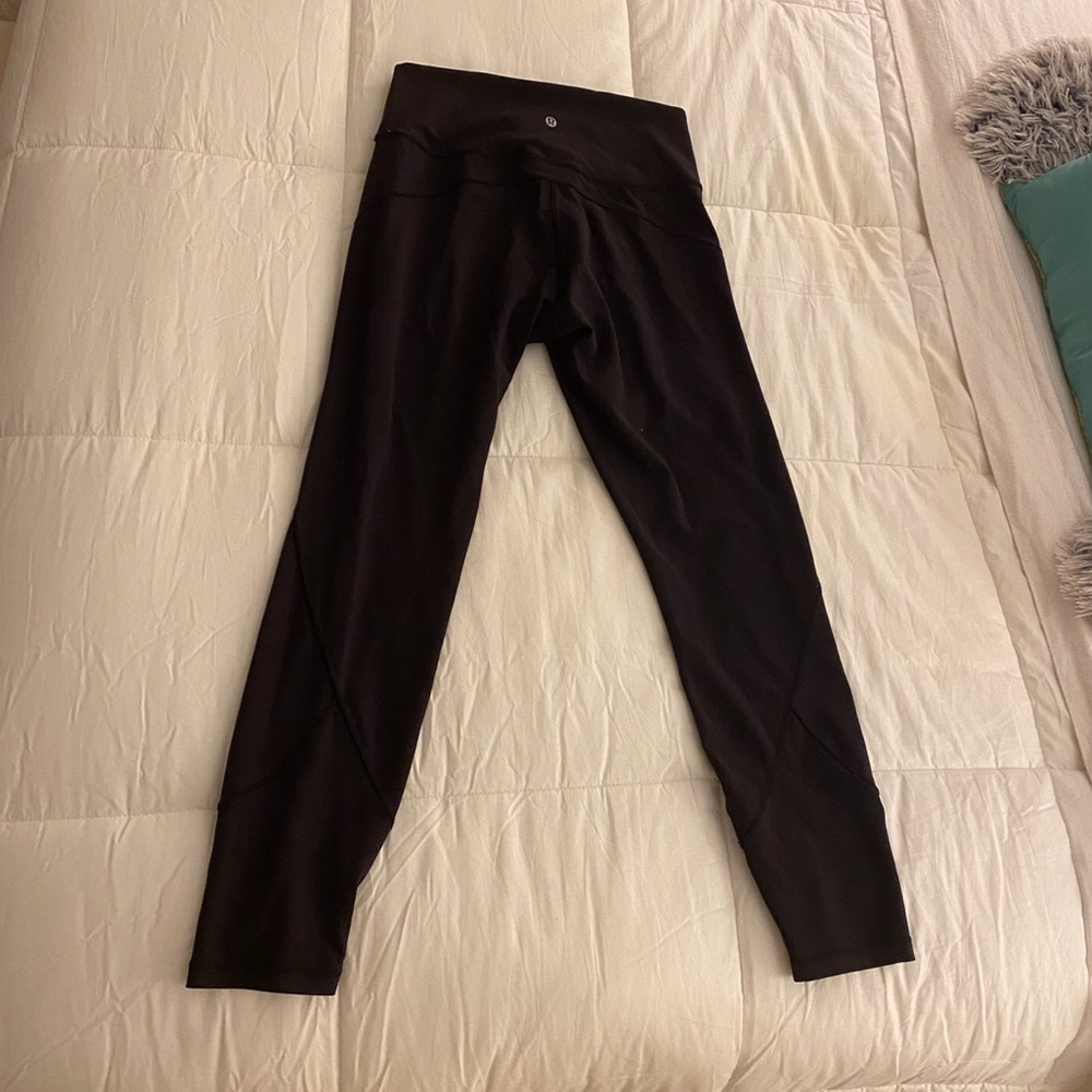 Lululemon Women’s in movement 25” leggings